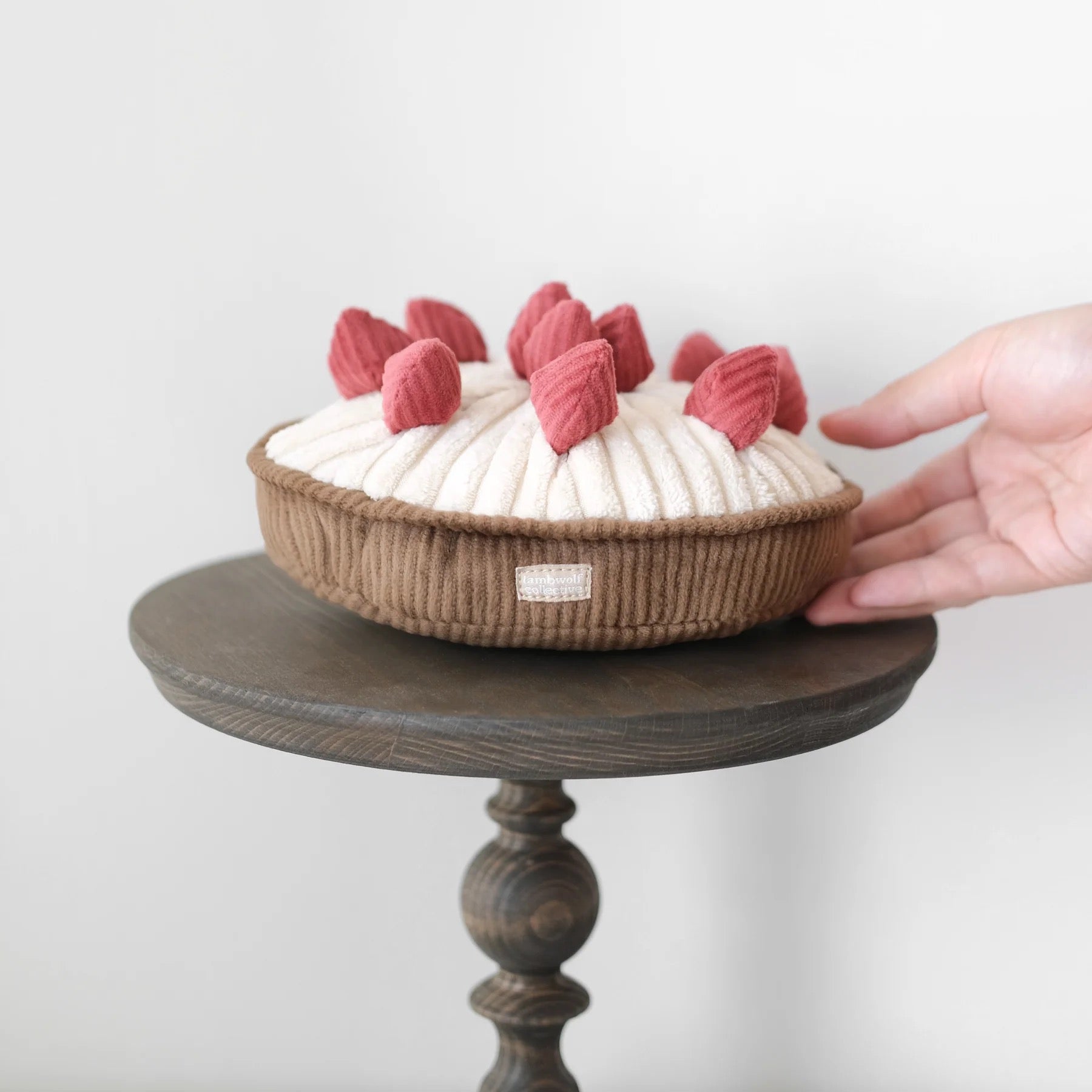 BERRYTARTcakestand_1800x1800_2269358a-3b98-4f33-a1cf-7458725cff4e.jpg