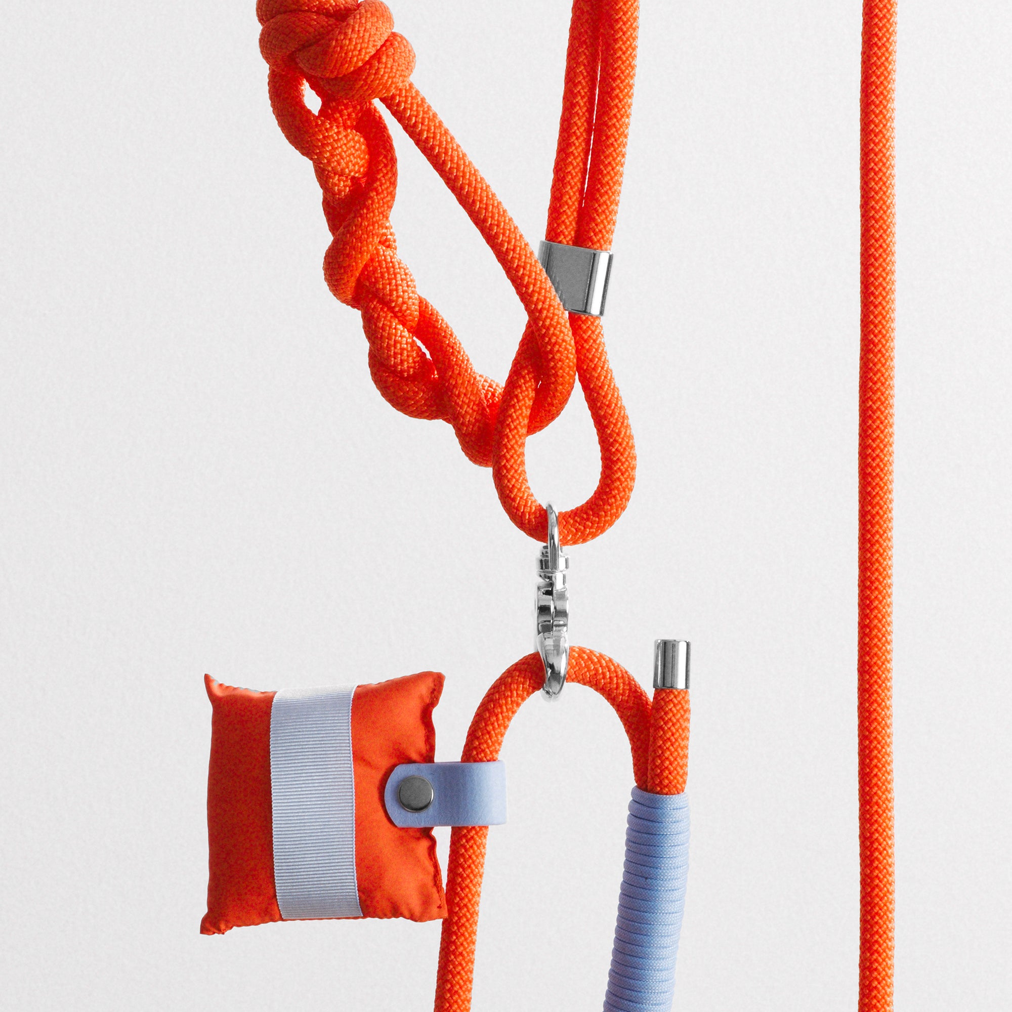 Orange_set_closeup.jpg