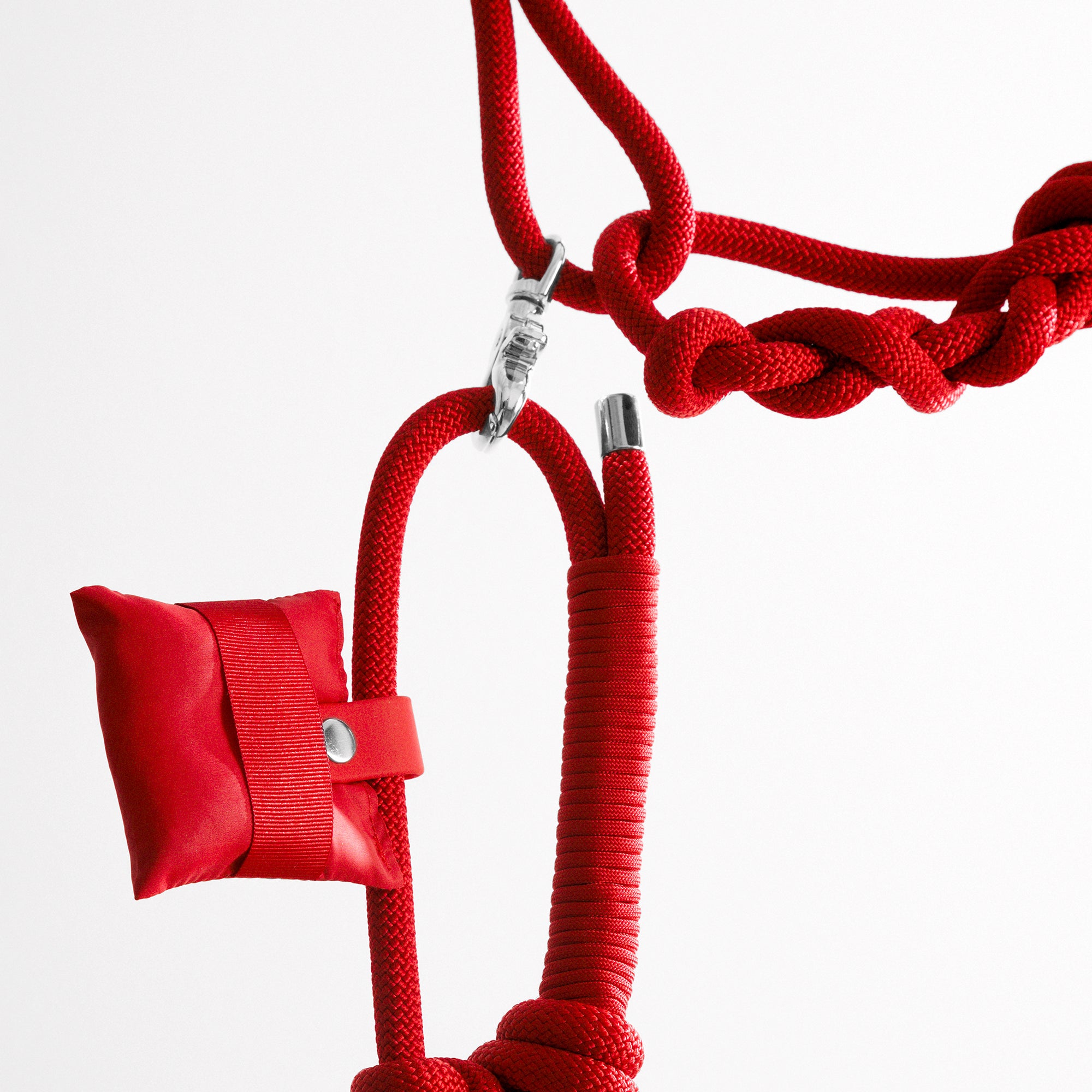 Party_Red_set_closeup.jpg