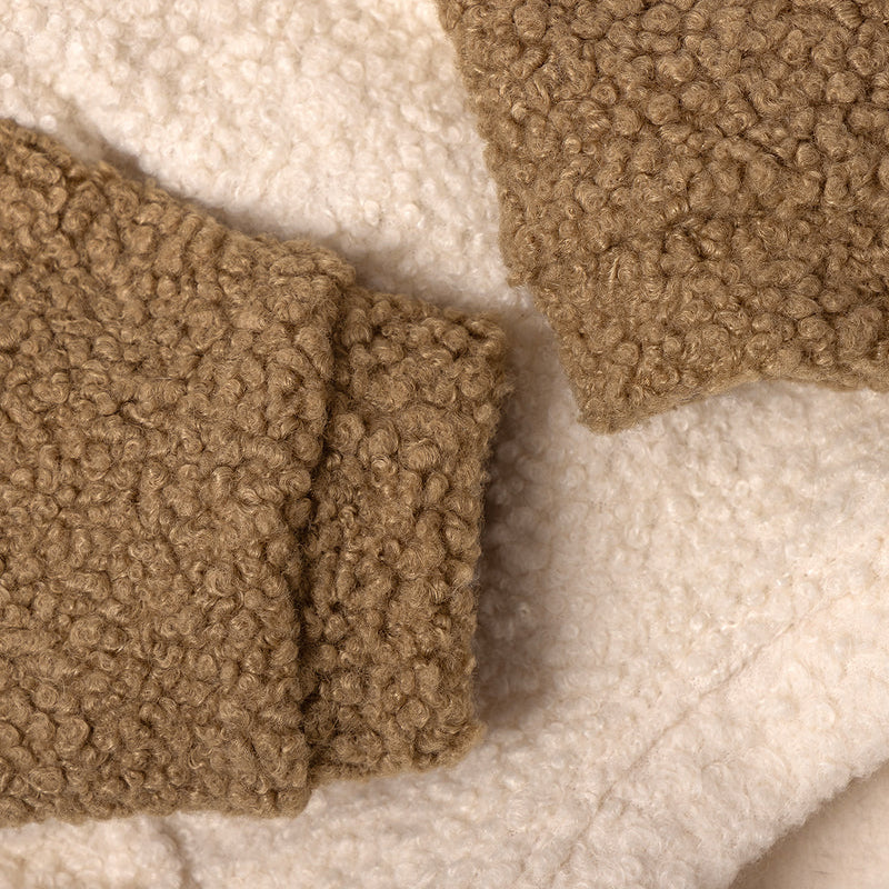 Tate-Teddy-Jumper-Flatlay_800x_6fd53041-460e-449e-9a2f-40594bdca607.jpg